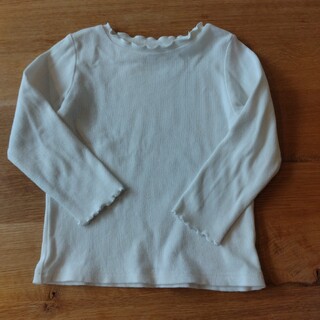 プティマイン(petit main)の白　トップス　110cm(Tシャツ/カットソー)