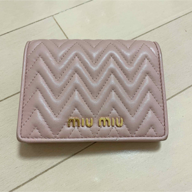 財布miumiu 財布