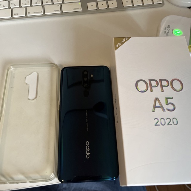 OPPO(オッポ)のOPPO A5 2020  スマホ/家電/カメラのスマートフォン/携帯電話(スマートフォン本体)の商品写真