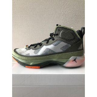 ジョーダン(Jordan Brand（NIKE）)のエアジョーダン37Oil Green UNDEFEATED(スニーカー)