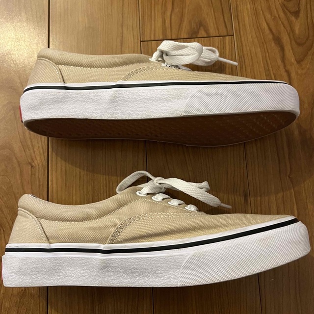 VANS(ヴァンズ)のVANS  ERA  ベージュ 22cm レディースの靴/シューズ(スニーカー)の商品写真