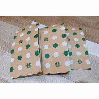 スターバックス(Starbucks)のスタバ♡グリーンの水玉が可愛い♡To GO BOX♡(弁当用品)