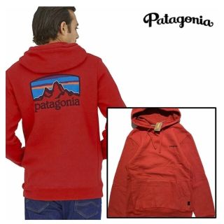 パタゴニア(patagonia)のレア　新品　パタゴニア　バックロゴ　プルオーバーパーカー　赤レッド　サーファー風(パーカー)