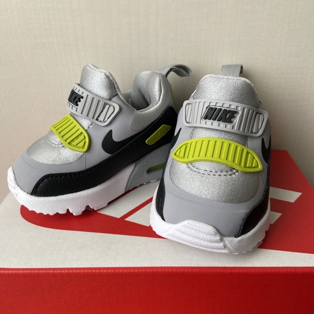 NIKE(ナイキ)の美品　NIKE AIR MAX TINY 90(TD) スニーカー　ナイキ キッズ/ベビー/マタニティのベビー靴/シューズ(~14cm)(スニーカー)の商品写真