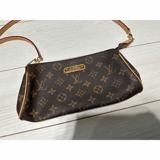 LOUIS VUITTON(ルイヴィトン)のルイヴィトン　ミニショルダー　バッグ レディースのバッグ(ショルダーバッグ)の商品写真