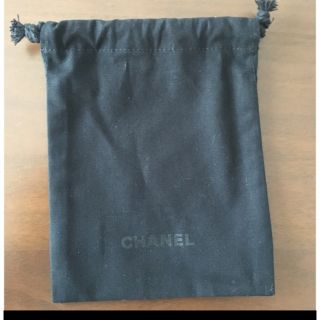 シャネル(CHANEL)のシャネル　CHANEL ポーチ　巾着　ブラック　黒　袋(ポーチ)