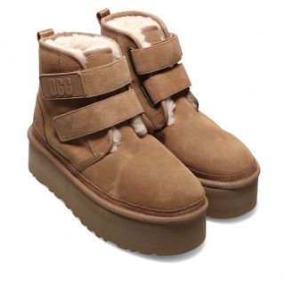 アグ(UGG)のUGG ニューメルプラットフォーム チェスナット(ブーツ)