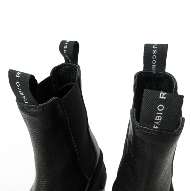 FABIO RUSCONI(ファビオルスコーニ)のファビオルスコーニ 22年製 美品 レザー サイドゴア ショートブーツ 黒 37 レディースの靴/シューズ(ブーツ)の商品写真