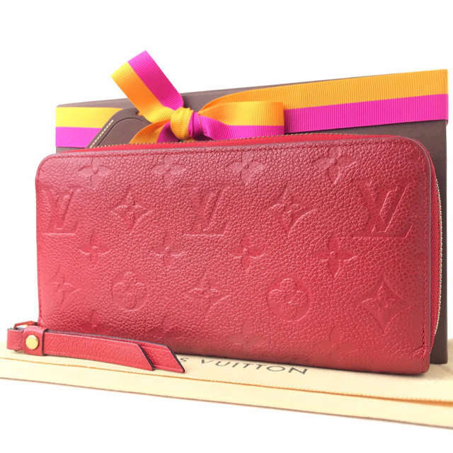 LOUIS VUITTON - 【超美品】【希少】ルイヴィトン☆長財布☆赤色 LOUIS VUITTON - 【超美品】【希少】ルイヴィトン☆長財布☆赤色