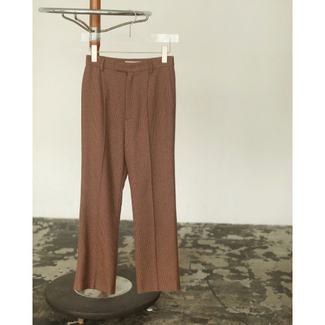 TODAYFUL(トゥデイフル)のTODAYFUL Tweed Cropped Pants 38  レディースのパンツ(クロップドパンツ)の商品写真