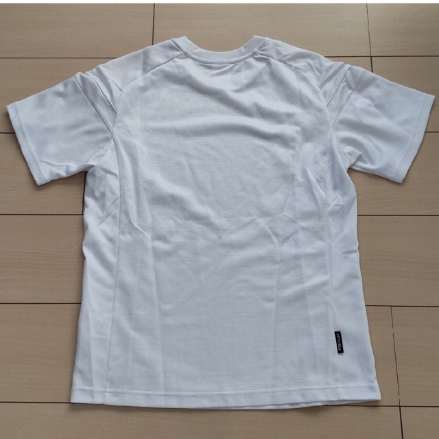 adidas(アディダス)のadidasTシャツ(ホワイト)Mサイズ メンズのトップス(Tシャツ/カットソー(半袖/袖なし))の商品写真