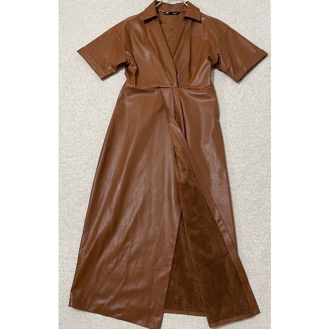 ZARA(ザラ)のC790★新品同様ザラ ZARA フェイクレザー ワンピースMコート 茶色 美品 レディースのワンピース(ロングワンピース/マキシワンピース)の商品写真