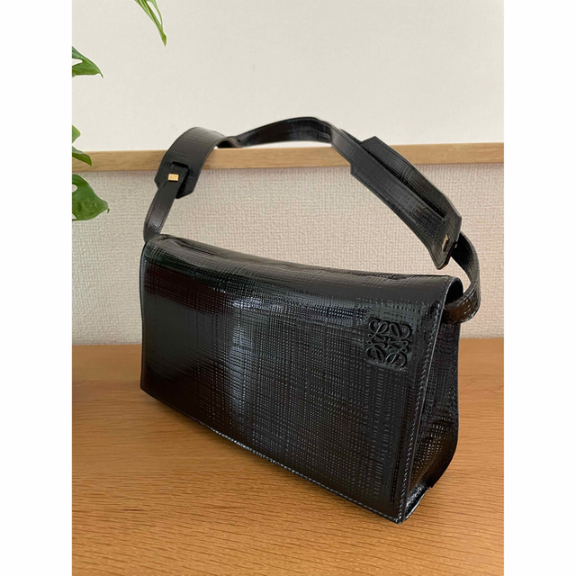 今日の超目玉】 LOEWE - Loewe ロエベ 3WAY クロスボディーバッグ