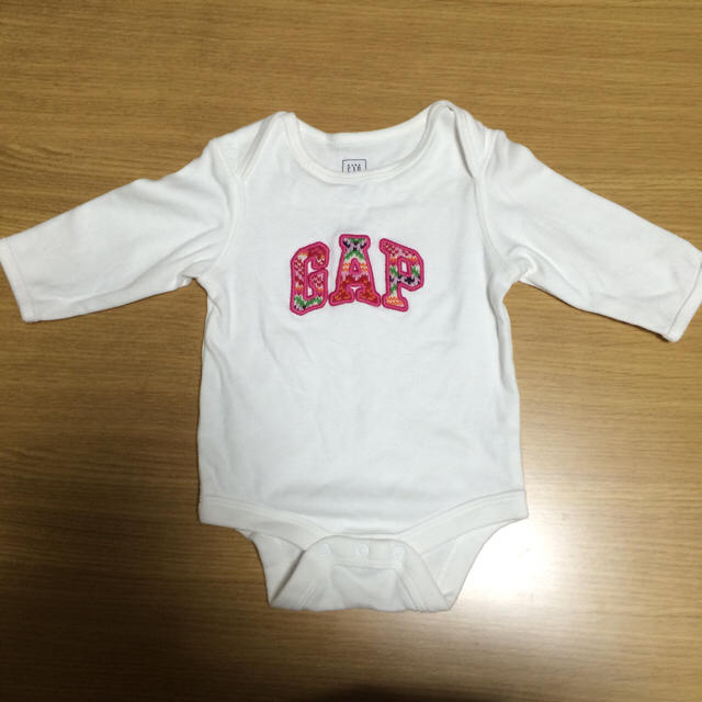 babyGAP(ベビーギャップ)のベビーギャップ☆ロンパース キッズ/ベビー/マタニティのベビー服(~85cm)(ロンパース)の商品写真