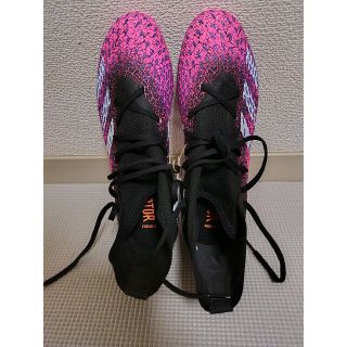 アディダス(adidas)のアディダス　サッカースパイク　プレデターフリーク　27センチ　ラスト１点(シューズ)