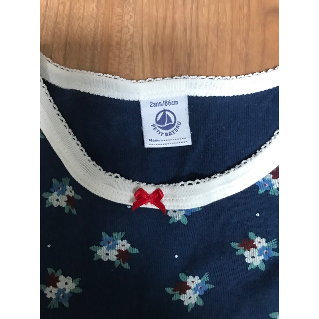 PETIT BATEAU(プチバトー)のプチバトー　パジャマ　ワンピース キッズ/ベビー/マタニティのキッズ服女の子用(90cm~)(パジャマ)の商品写真