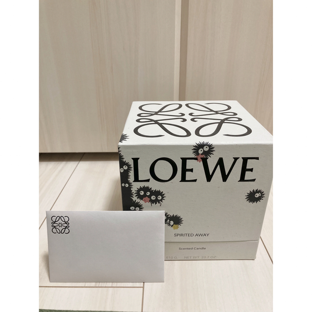 LOEWE(ロエベ)のLOEWE ロエベ キャンドル 千と千尋 ススワタリ コラボ ジブリ ハンドメイドのインテリア/家具(アロマ/キャンドル)の商品写真