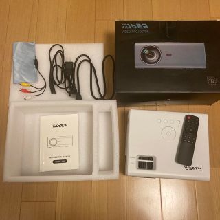 YABAR プロジェクター　5200ルーメン(プロジェクター)