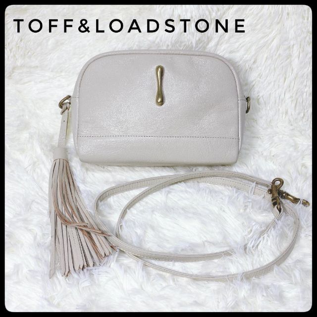 ショルダーバッグTOFF&LOADSTONE✨ショルダーバッグ✨ホワイト✨タッセル付き