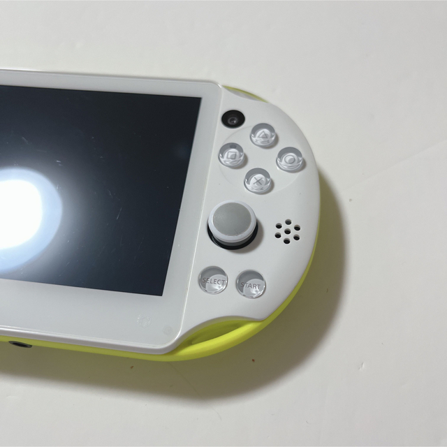 PlayStation Vita(プレイステーションヴィータ)のSONY PlayStationVITA 本体  ZA13 完動品！ エンタメ/ホビーのゲームソフト/ゲーム機本体(携帯用ゲーム機本体)の商品写真