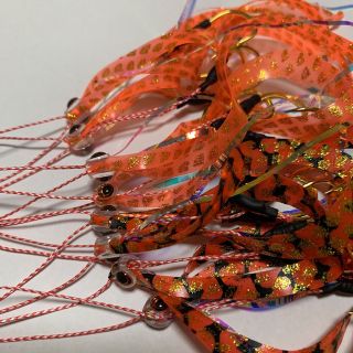 タイラバ　8本　ゴールド針仕様　魚眼虫眼キャップ　シリコン製ネクタイ(ルアー用品)