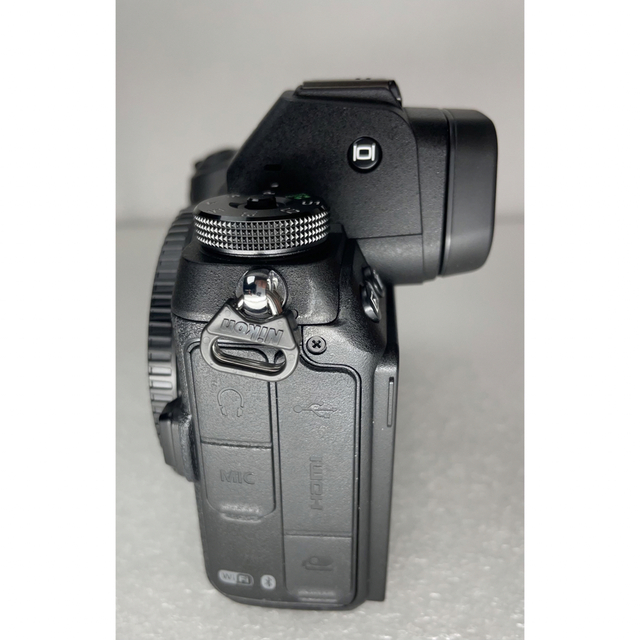 Nikon(ニコン)のぐー太郎様　専用　ニコン　Z6 ボディ スマホ/家電/カメラのカメラ(ミラーレス一眼)の商品写真