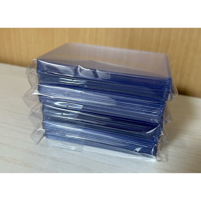 Seria(セリア)のSeria セリア 硬質ケース B8 40枚セット 横型 トレカケース セット エンタメ/ホビーのトレーディングカード(カードサプライ/アクセサリ)の商品写真