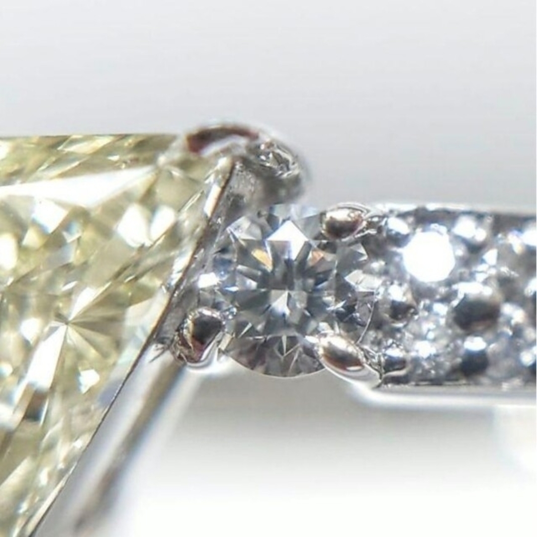 【天然イエローダイヤ】　トリリアントカット ダイヤモンド リング レディースのアクセサリー(リング(指輪))の商品写真