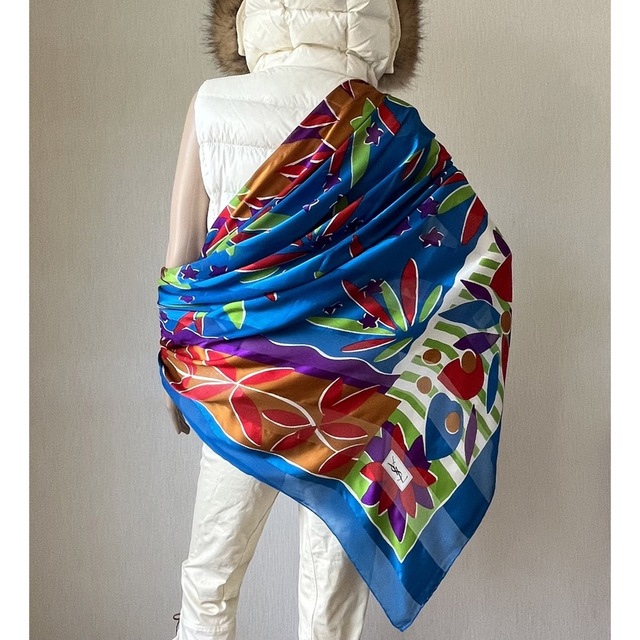 Yves Saint Laurent(イヴサンローラン)のサンローラン スカーフ 特大判 レディースのファッション小物(バンダナ/スカーフ)の商品写真