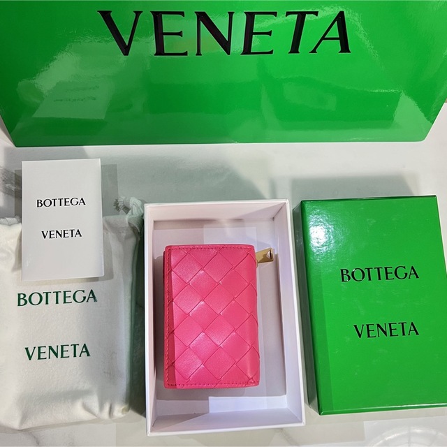 BOTTEGA VENETA ボッテガヴェネタ　三つ折り財布　ピンク