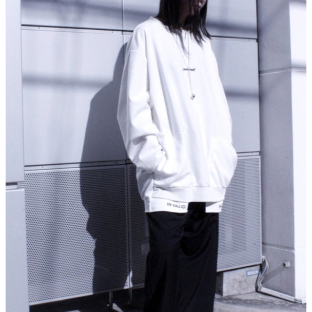 【美品】MUZE  IN-VALID SWEAT (BLACK) メンズのトップス(スウェット)の商品写真