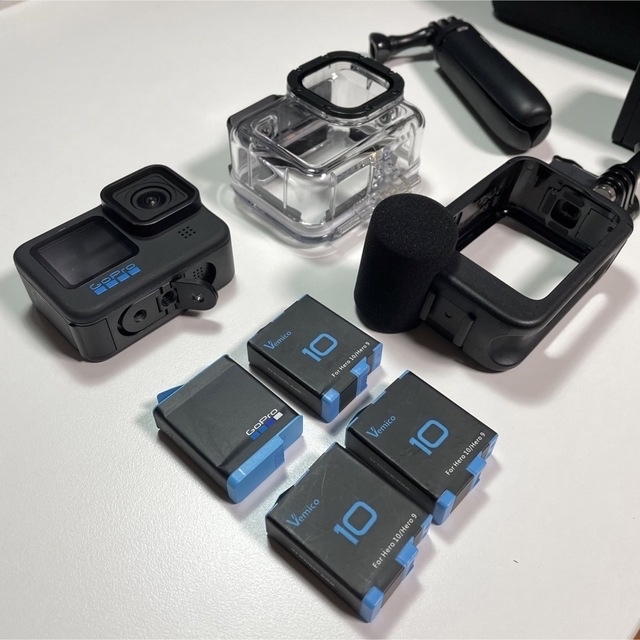 GoPro(ゴープロ)のGoPro hero 10 モジュラー ハウジング バッテリー3つ付き スマホ/家電/カメラのカメラ(その他)の商品写真