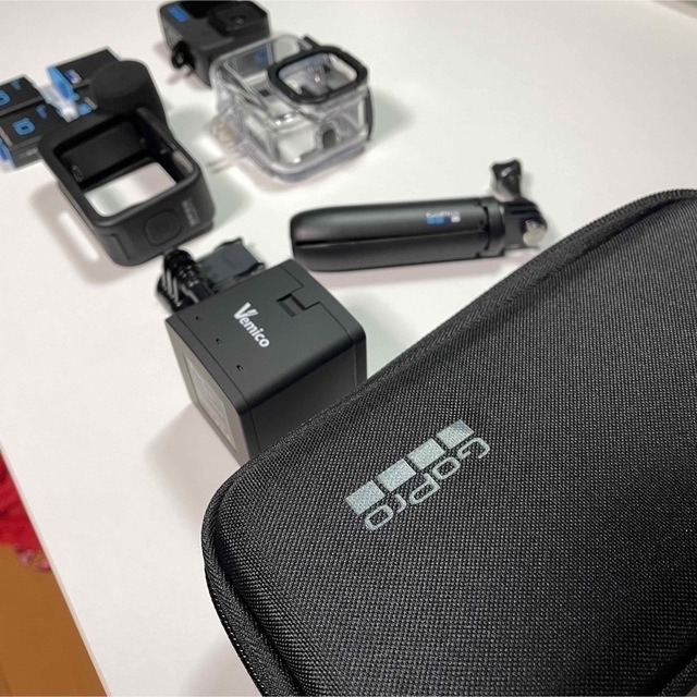 GoPro(ゴープロ)のGoPro hero 10 モジュラー ハウジング バッテリー3つ付き スマホ/家電/カメラのカメラ(その他)の商品写真