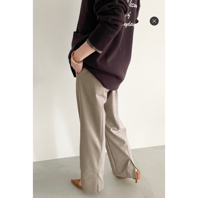 MICA&DEAL(マイカアンドディール)の【marmors】/wool straight back slit pants レディースのパンツ(クロップドパンツ)の商品写真