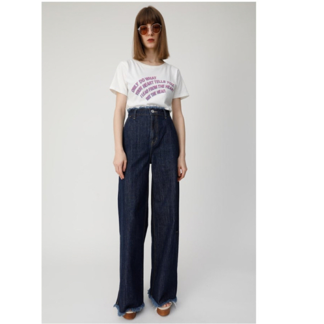 moussy(マウジー)の即購入OK！ MOUSSY HI WAIST FRINGE WIDE PANTS レディースのパンツ(デニム/ジーンズ)の商品写真