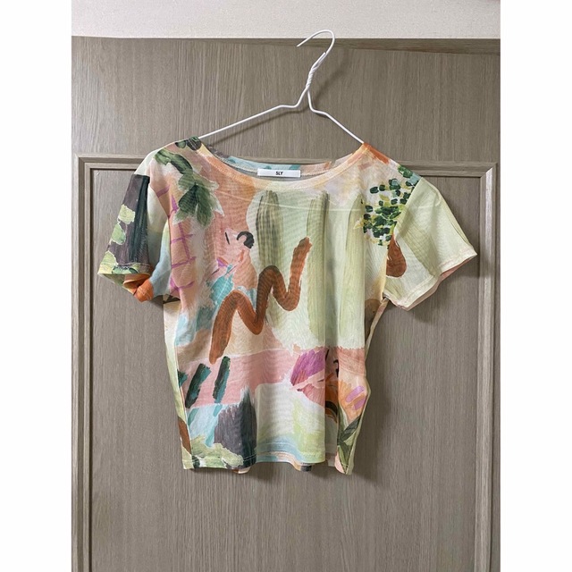 SLY(スライ)のSLY スライ　SOUTH GARDEN SHEER MINI Tシャツ レディースのトップス(Tシャツ(半袖/袖なし))の商品写真