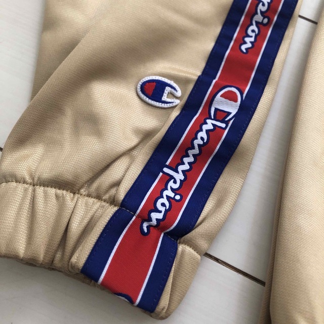 Champion(チャンピオン)のぱくちー様専用　定価11880円新品　チャンピオン　ジャージジャケット　メンズL メンズのジャケット/アウター(その他)の商品写真