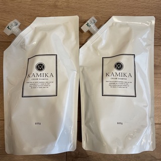 カミカ(KAMIKA)のKAMIKA 　カミカオールインワンクリームシャンプー　600g×2袋(シャンプー)