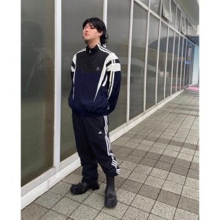 バレンシアガ(Balenciaga)の希少 BALENCIAGA 3B スポーツ ジャケット(ナイロンジャケット)