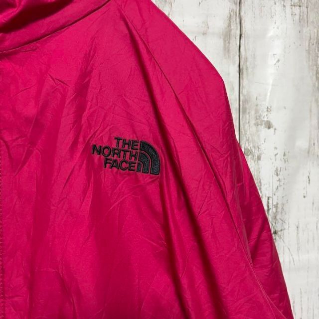 THE NORTH FACE(ザノースフェイス)の【USA規格】ノースフェイス 中綿 ナイロンジャケット ピンク 刺繍ロゴ メンズのジャケット/アウター(ナイロンジャケット)の商品写真