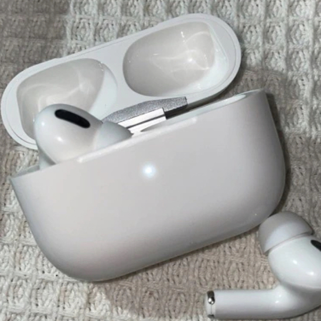 Apple(アップル)の［人気］ワイヤレスイヤホン AirPods Proに負けない 高品質 スマホ/家電/カメラのオーディオ機器(ヘッドフォン/イヤフォン)の商品写真