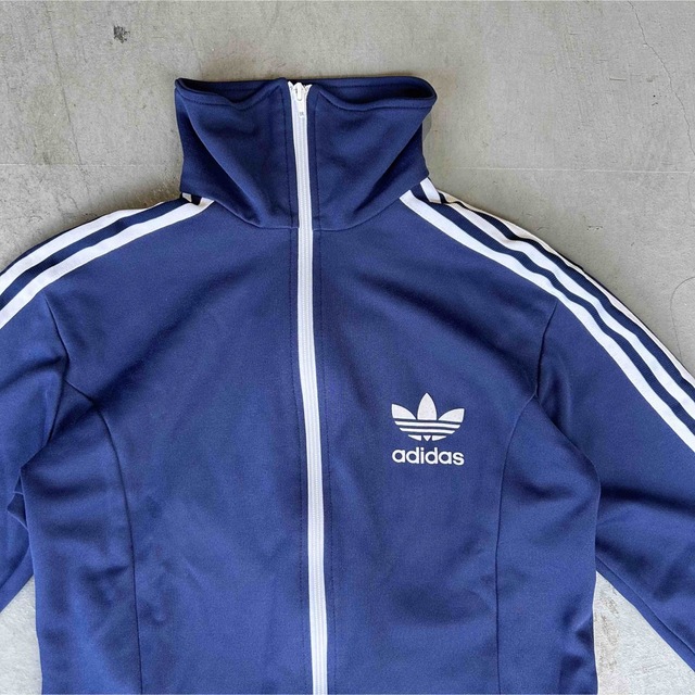 adidas(アディダス)のadidas track jacket トレフォイル メンズのトップス(ジャージ)の商品写真