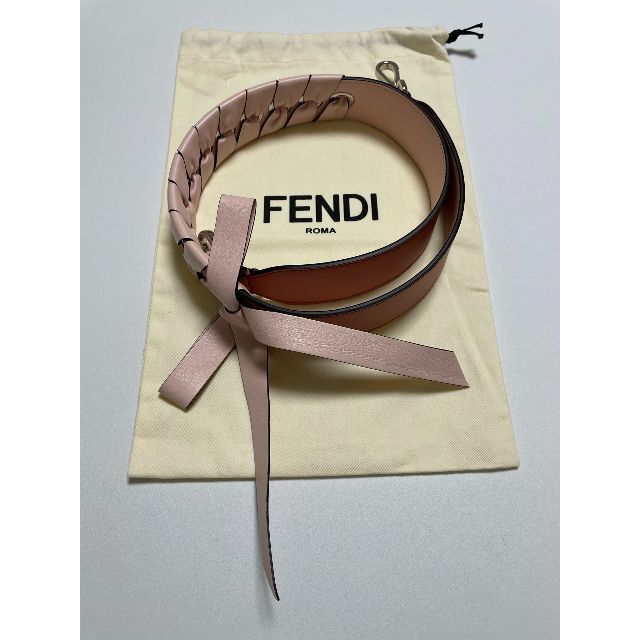 FENDI - フェンディ ストラップユー シルバー金具 ピンク リボン