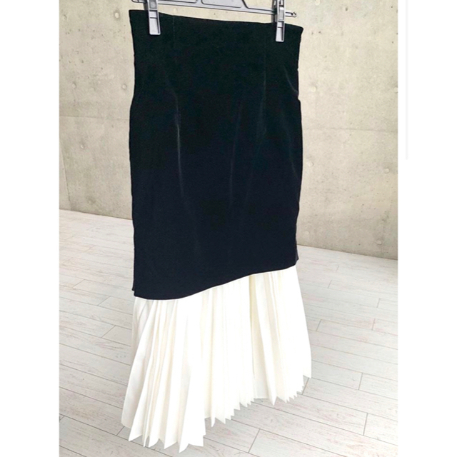 she tokyo ベロアプリーツスカート レディースのスカート(ロングスカート)の商品写真