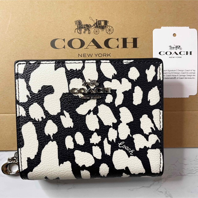 COACH スポッティド アニマル スナップ ウォレット 2つ折り財布 - 財布