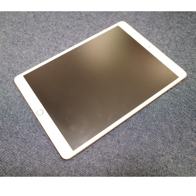 iPad Air(第3世代)Wi-Fiモデル MUUT2J/A 1