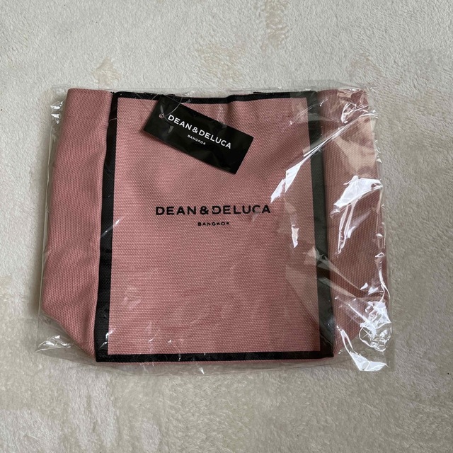 DEAN & DELUCA(ディーンアンドデルーカ)のDEAN & DELUCA タイ限定　トート レディースのバッグ(トートバッグ)の商品写真