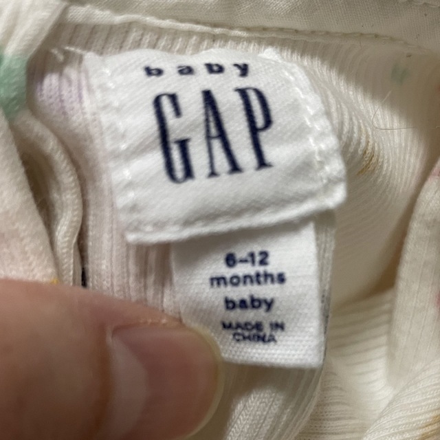 babyGAP(ベビーギャップ)の【GAP】襟付きロンパース（6-12m） キッズ/ベビー/マタニティのベビー服(~85cm)(ロンパース)の商品写真