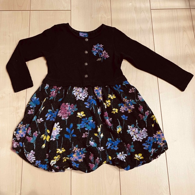 ANNA SUI mini(アナスイミニ)のアナスイ　ミニ　ワンピース　100 キッズ/ベビー/マタニティのキッズ服女の子用(90cm~)(ワンピース)の商品写真