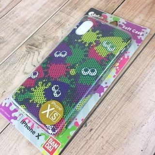 ニンテンドースイッチ(Nintendo Switch)のスプラトゥーン iPhoneX/Xs 兼用 スマホケース SPLA01A(iPhoneケース)